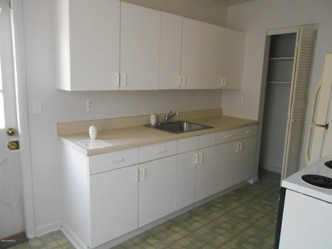 Photo of 3261 NE Jackson Avenue
