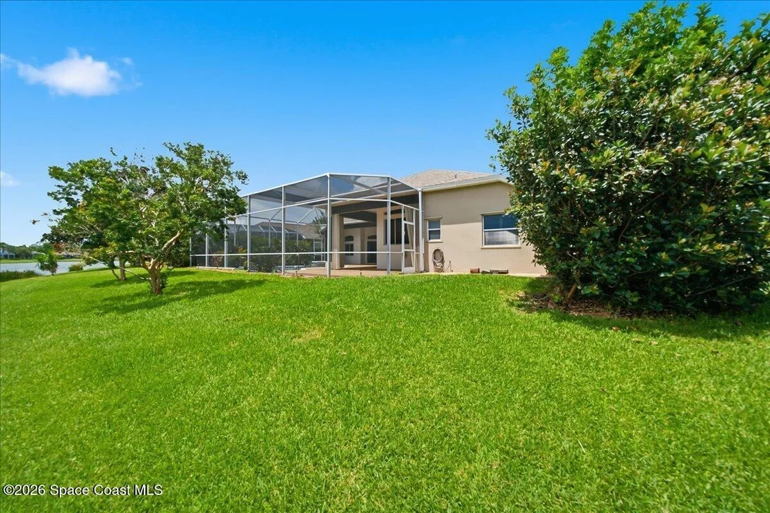Photo of 825 Thrasher Drive
