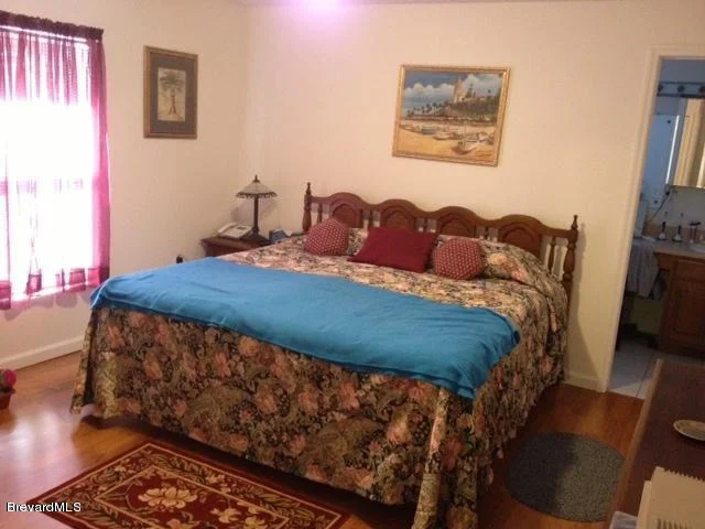 Photo of 586 Camp Road