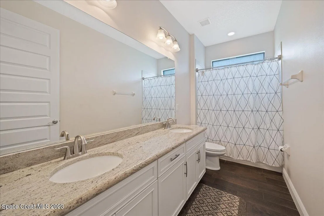 Photo of 7663 Poulicny Lane