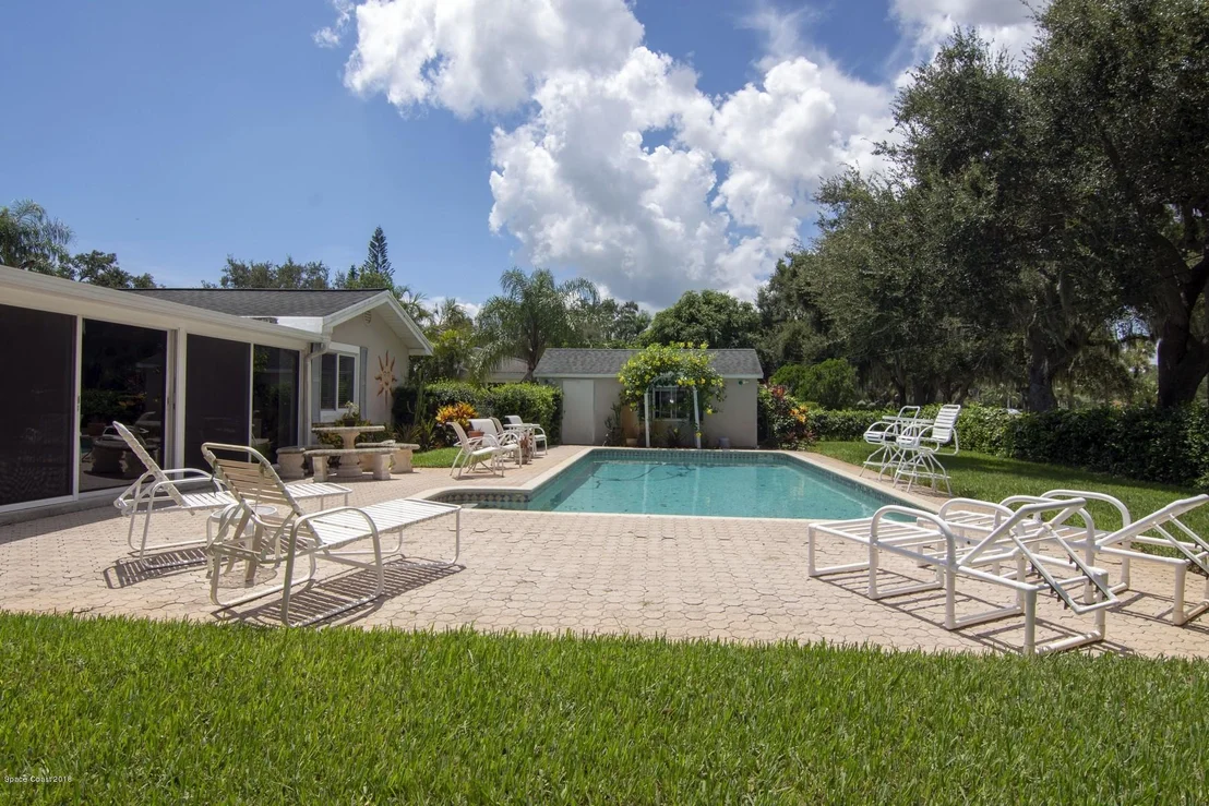Photo of 3007 Golfview Drive