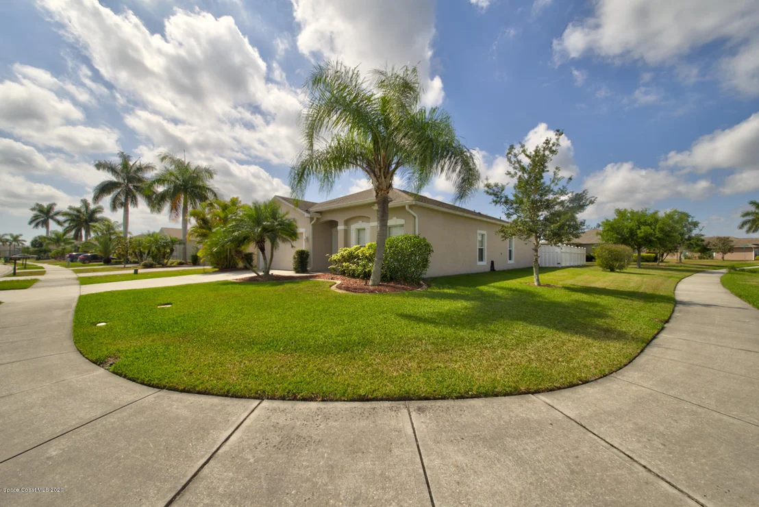 Photo of 5736 Indigo Crossing Drive
