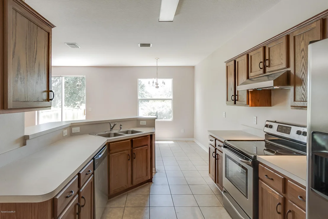 Photo of 621 Cressa Circle