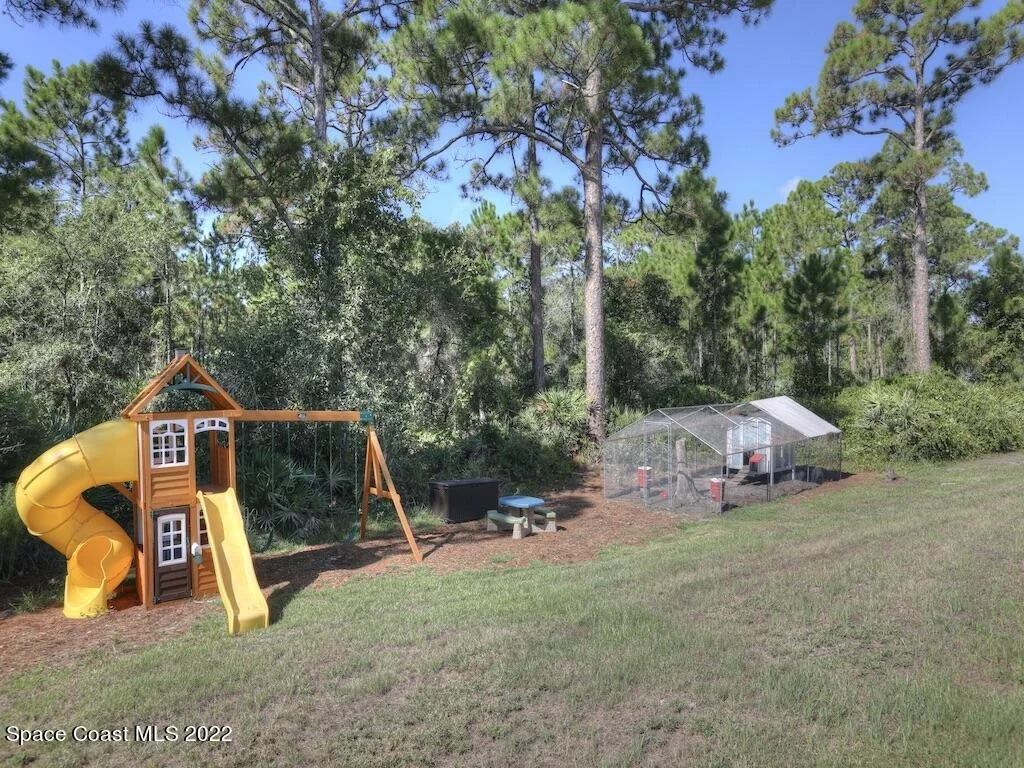Photo of 7405 58th Avenue