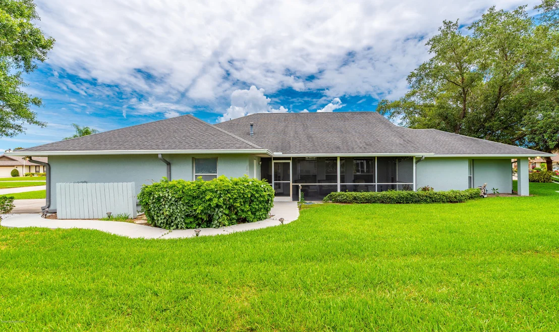 Photo of 548 Crystal Lake Drive