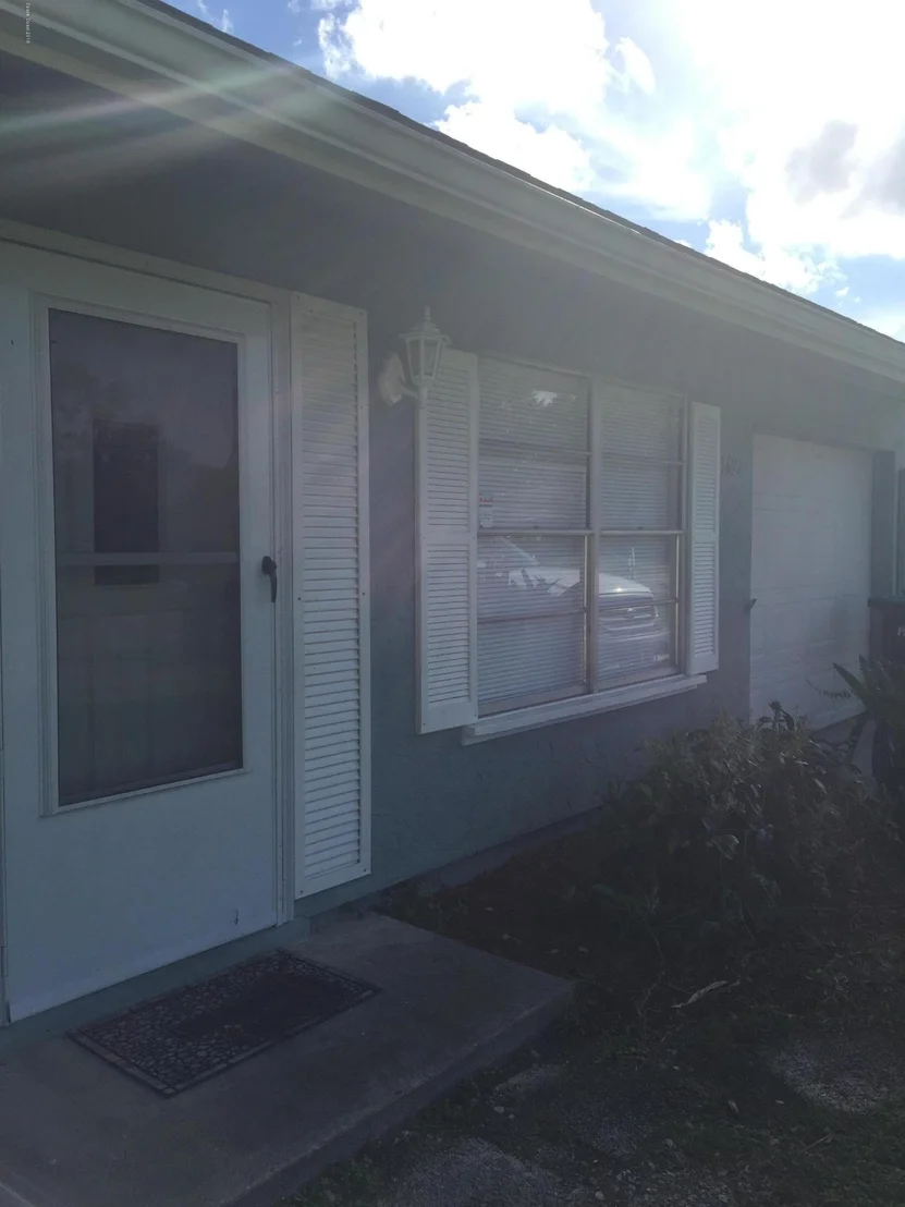 Photo of 1627 Fairfield Circle NE