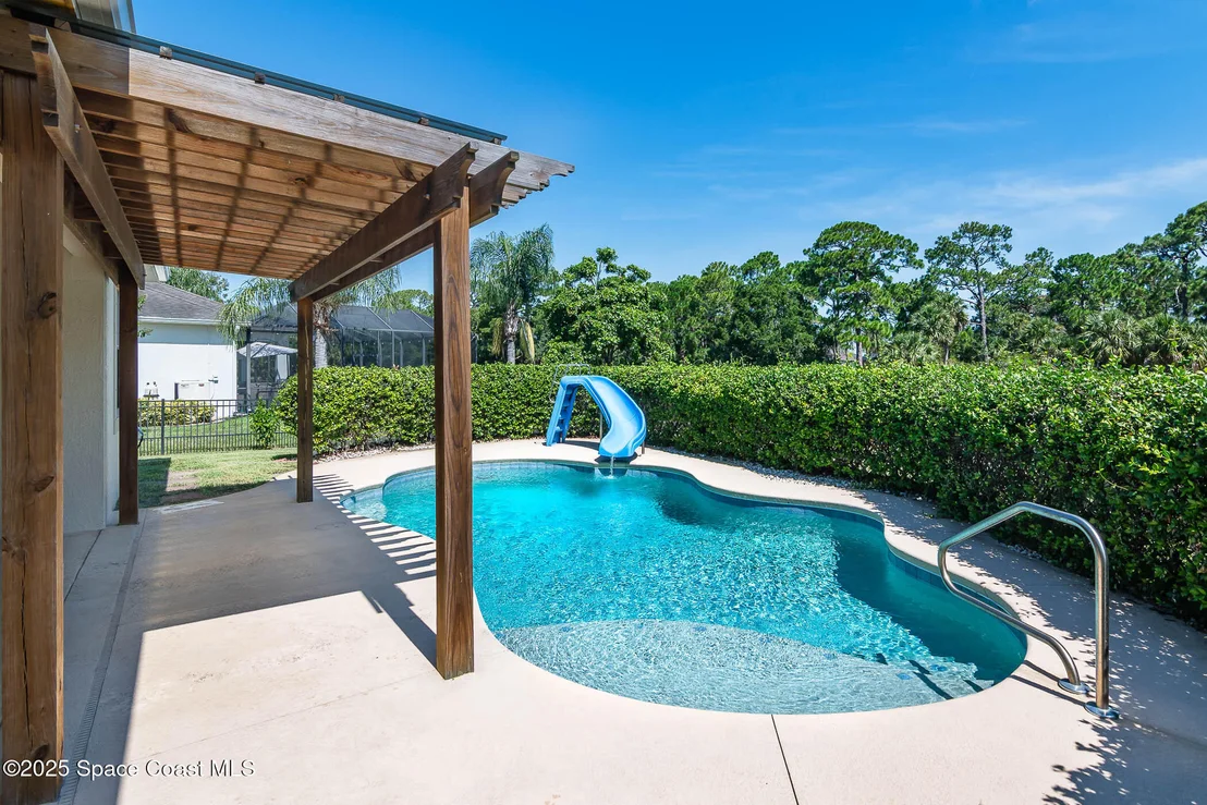 Photo of 8553 Drayton Circle