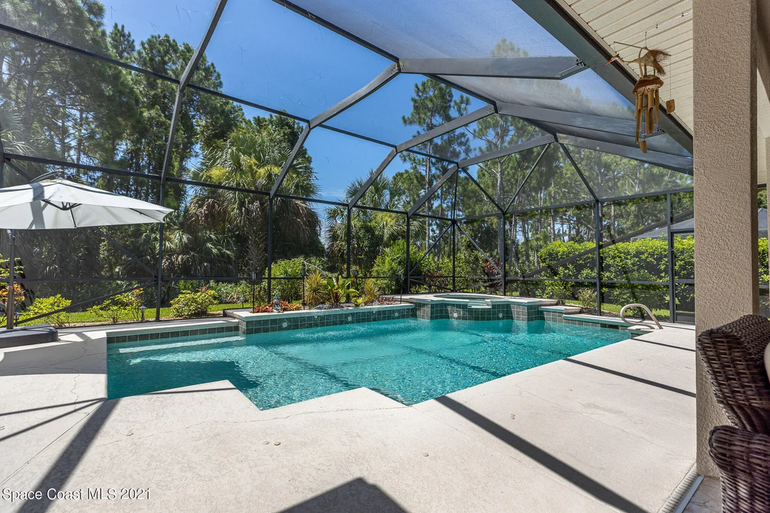 Photo of 170 Ridgemont Circle SE