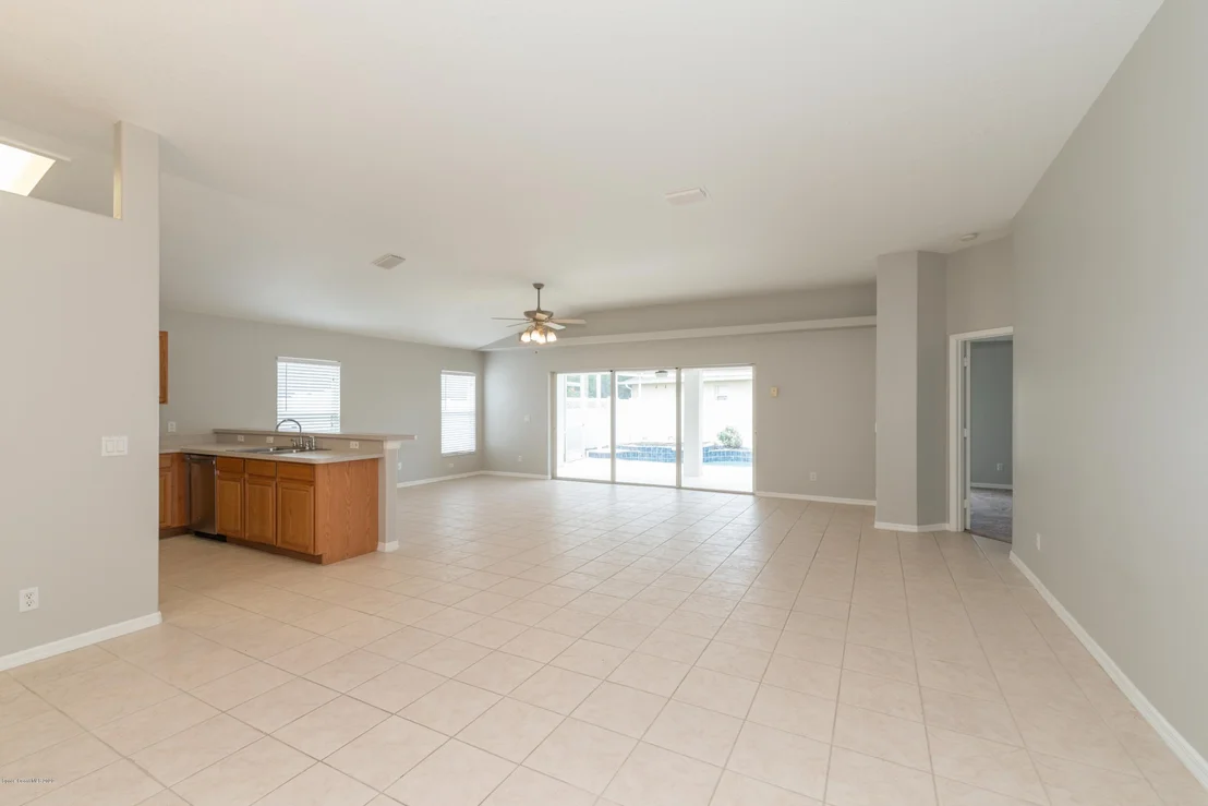 Photo of 455 Sedgewood Circle
