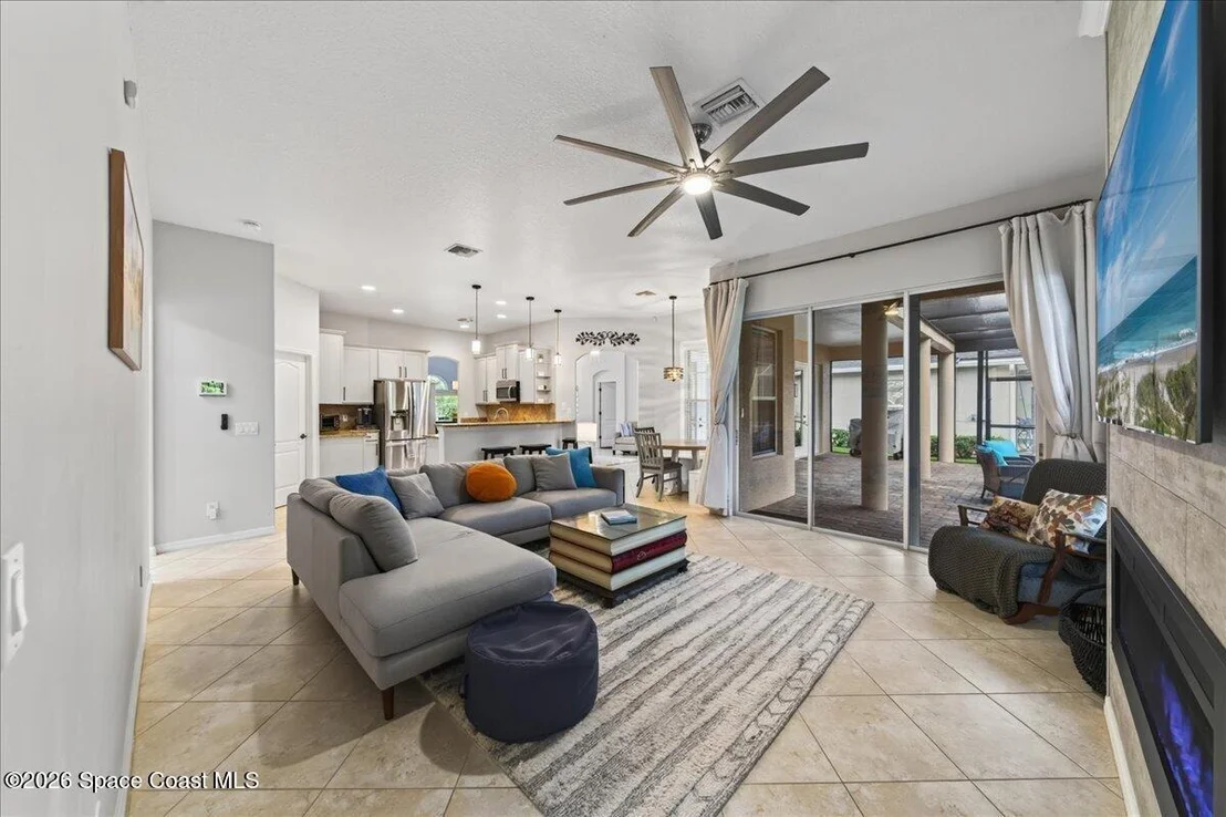 Photo of 1848 Windbrook Drive SE
