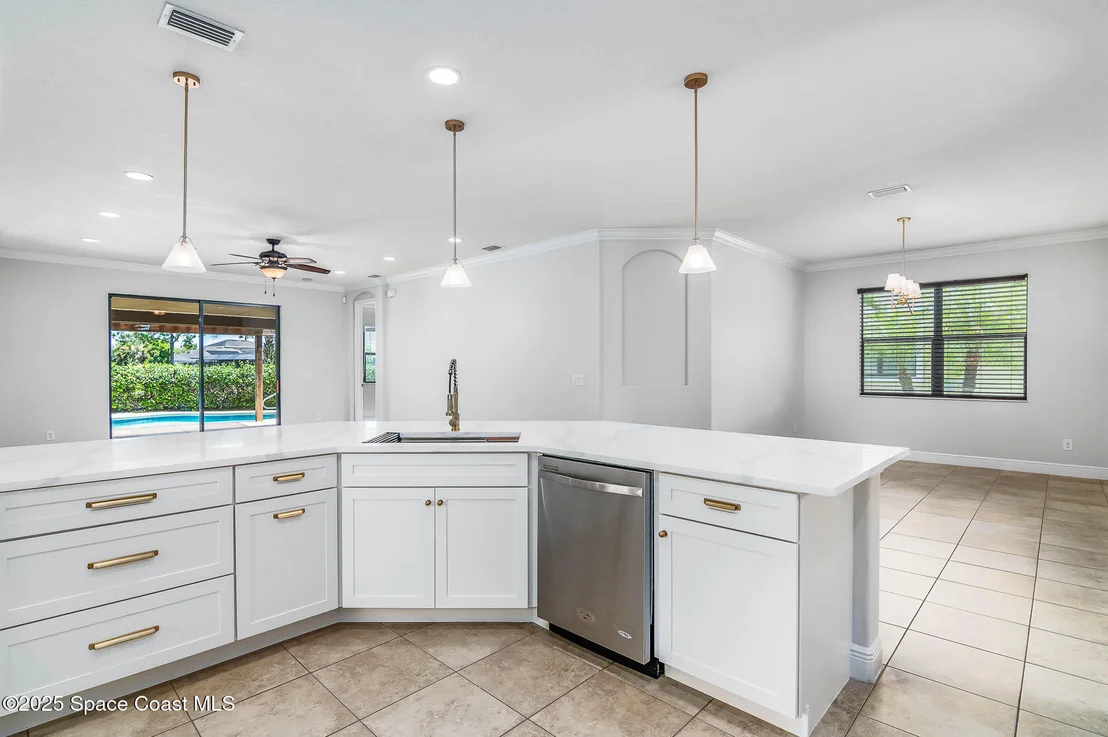 Photo of 8553 Drayton Circle