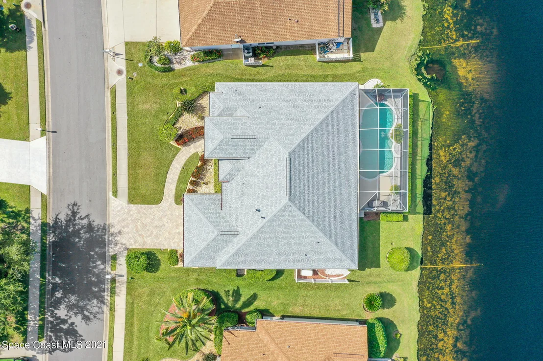 Photo of 1002 Fieldstone Drive