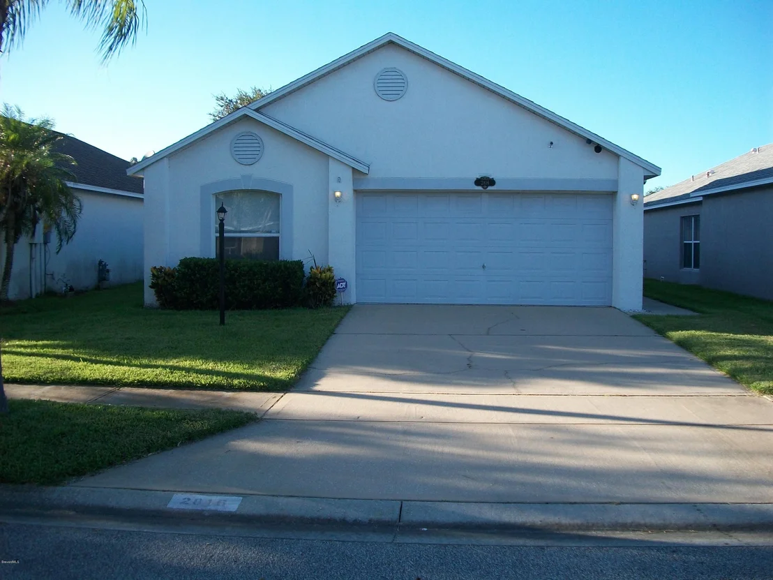 Photo of 2816 Maderia Circle