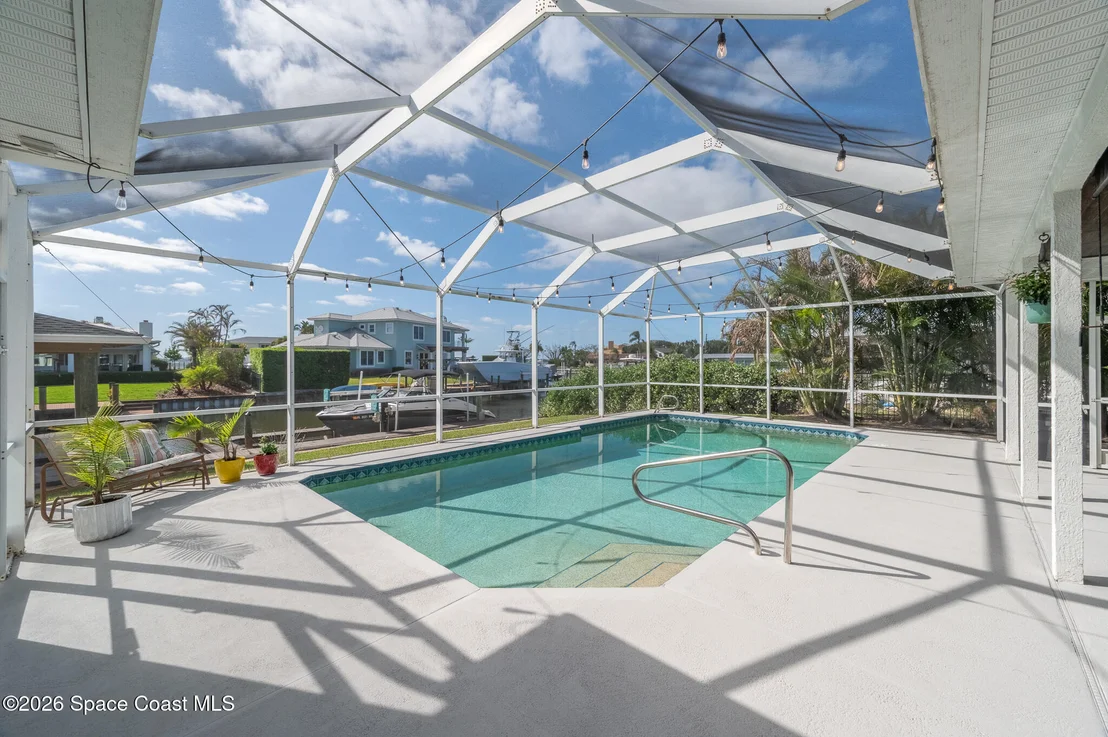 Photo of 447 Sandy Key