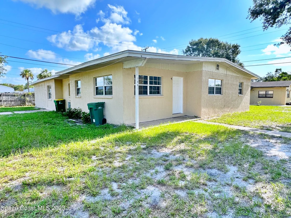 Photo of 1802 Cambridge Drive