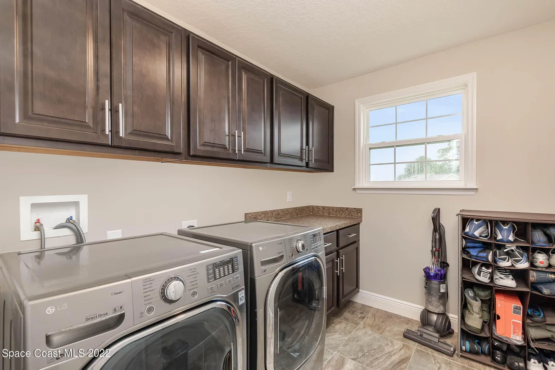 Photo of 1005 Bear Lake Drive