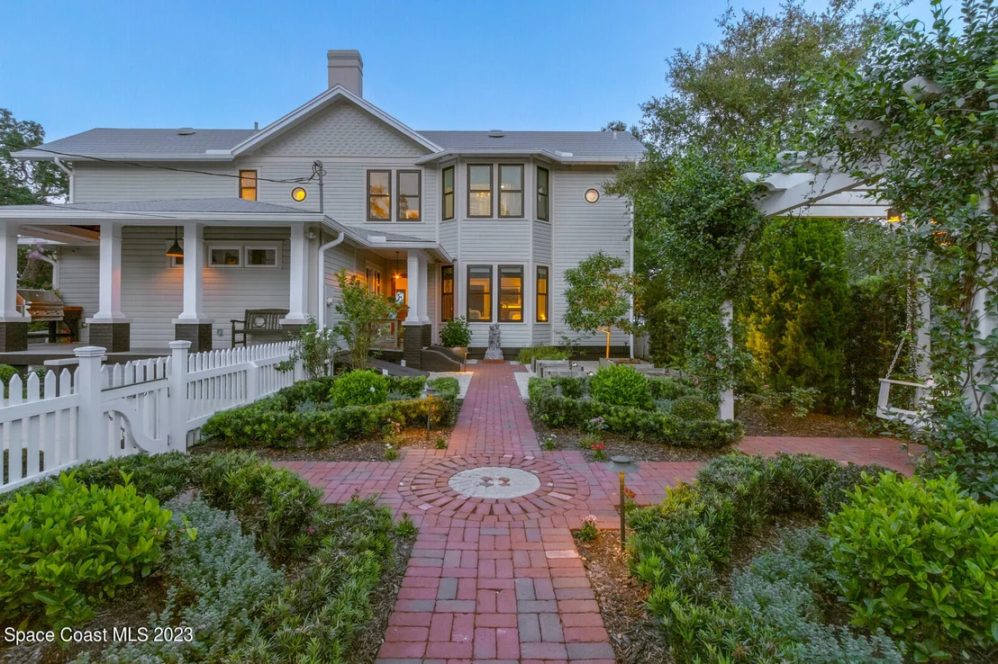 Photo of 709 Rockledge Drive