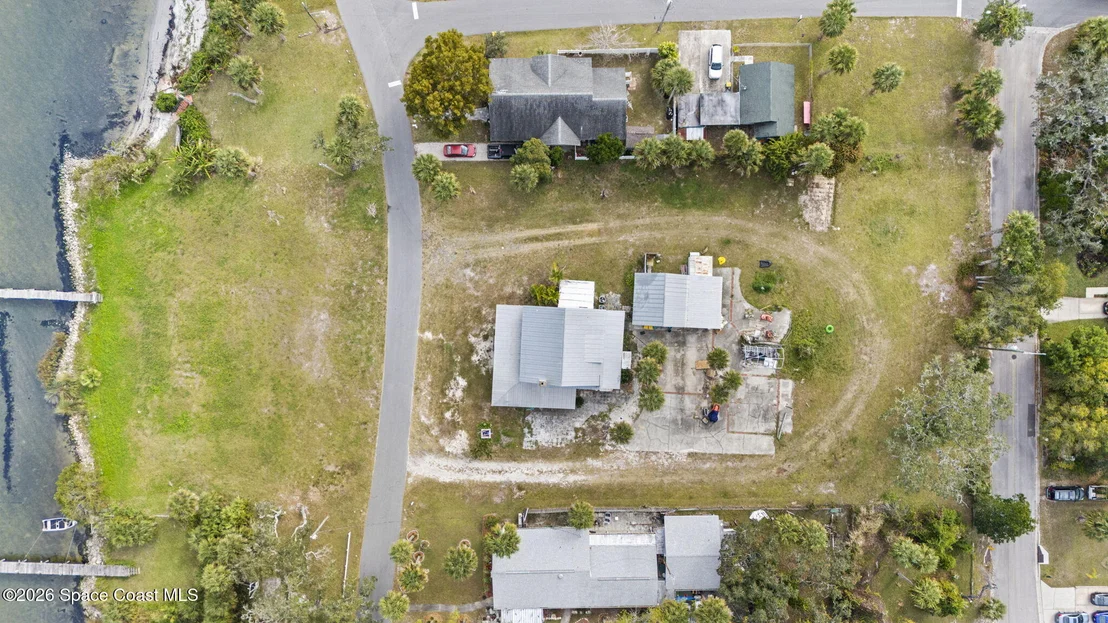 Photo of 2612 Riverview Drive