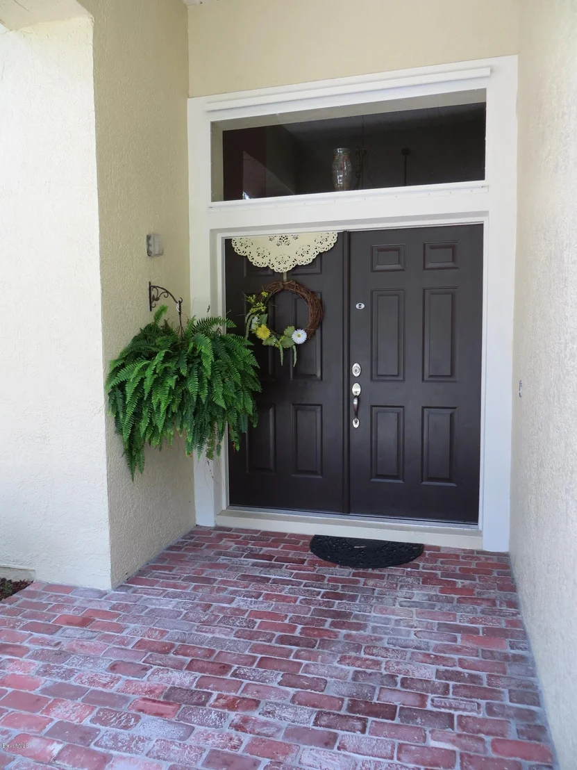 Photo of 1520 Whitman Drive