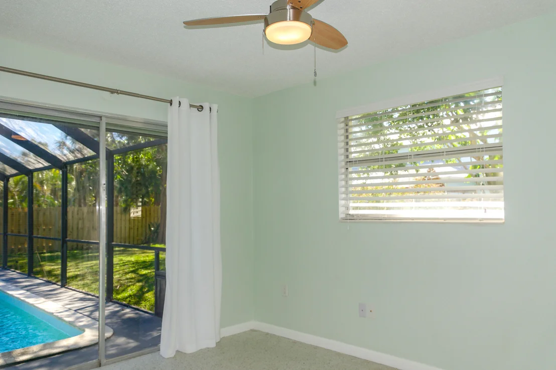 Photo of 607 Hibiscus