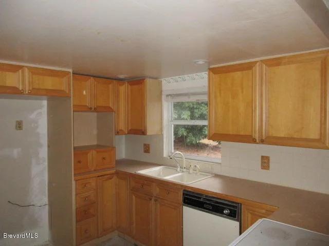 Photo of 919 Jefferson Road
