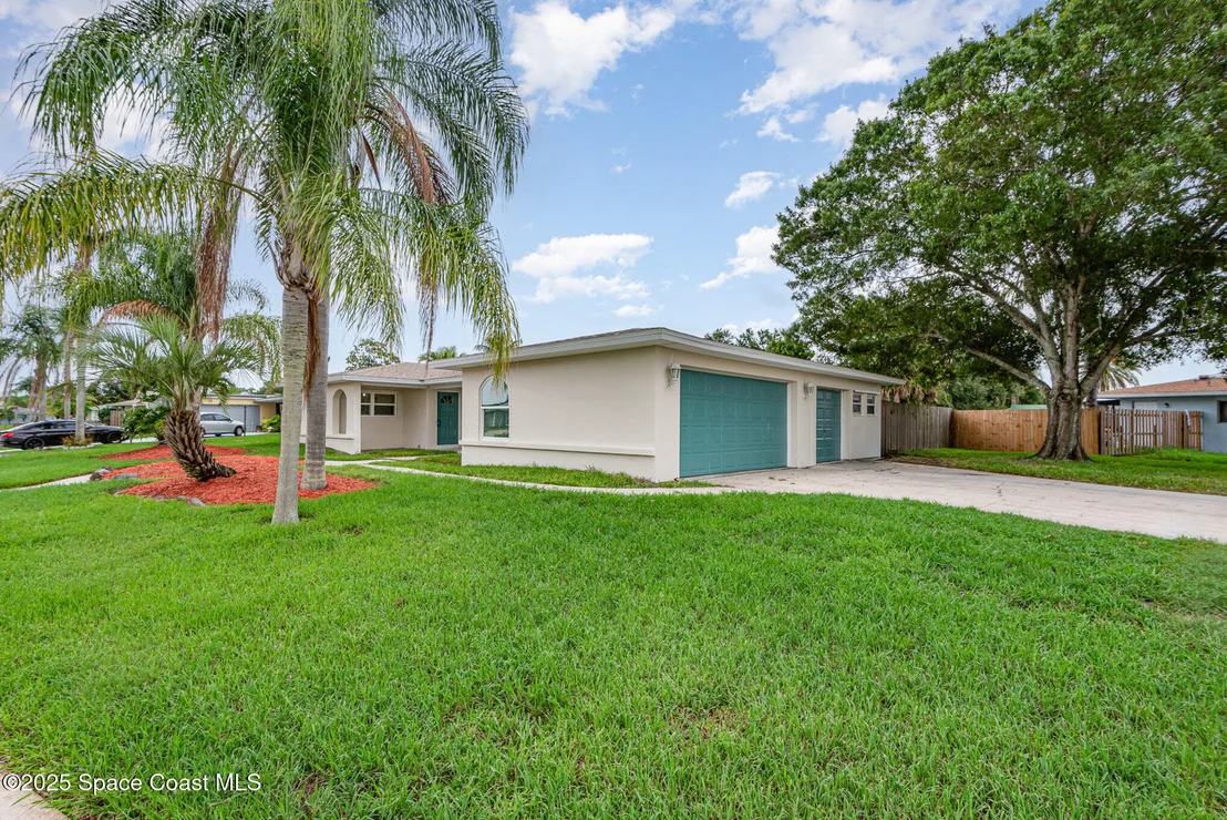 Photo of 957 Waialae Circle NE