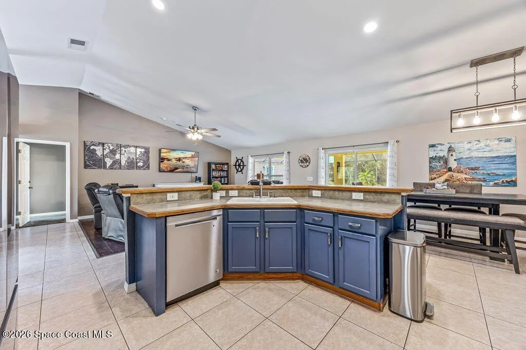 Photo of 934 Munch Lane