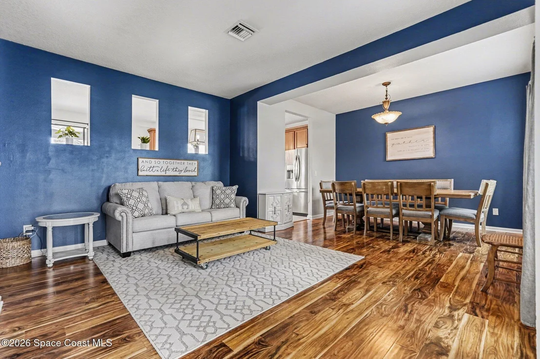 Photo of 1131 Bolle Circle