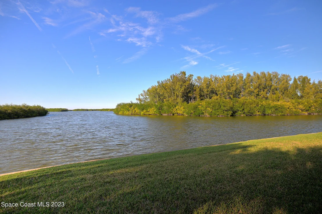 Photo of 60 Crystal River Drive