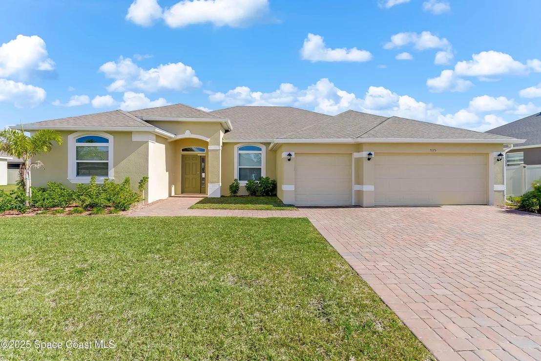 Photo of 7075 Serpentine Court