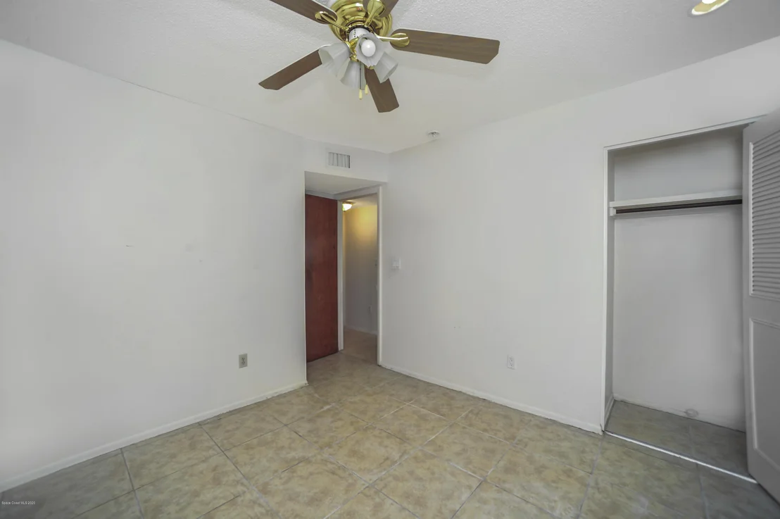 Photo of 797 James Circle NE