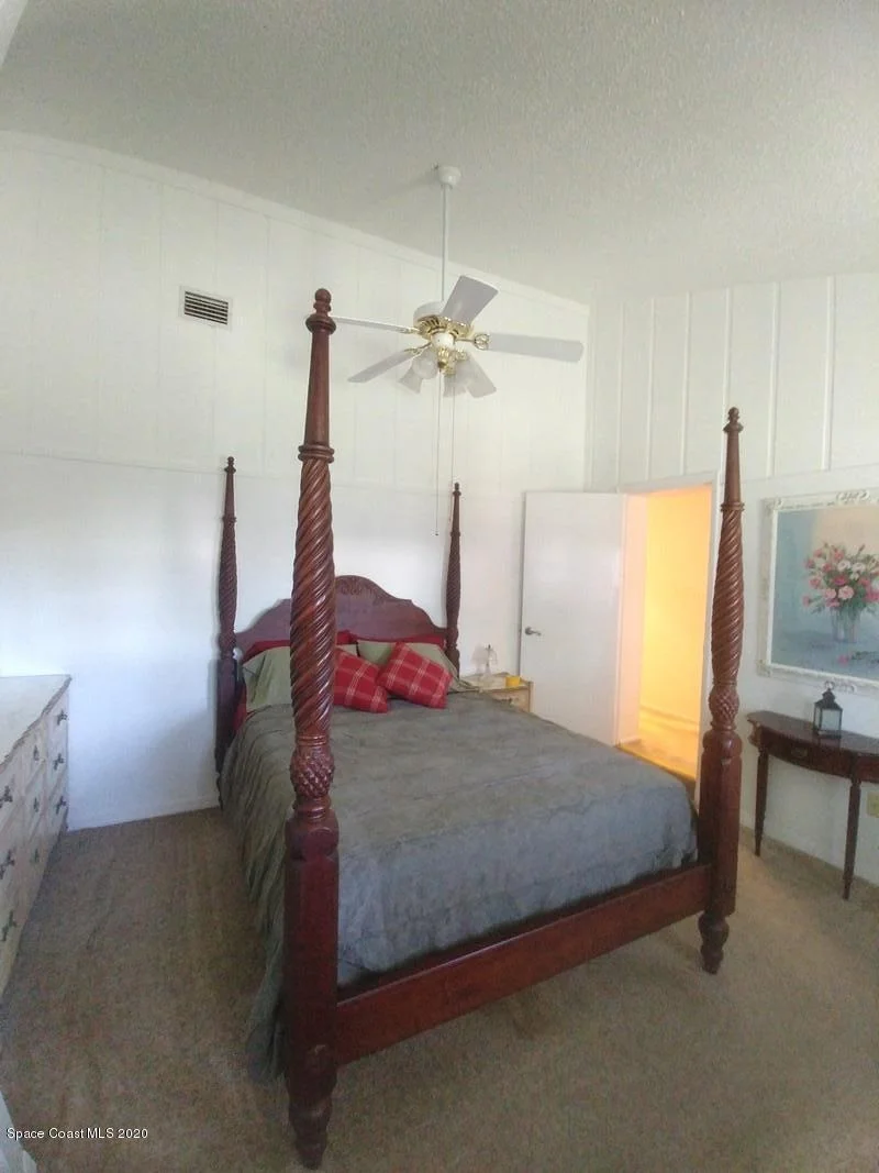 Photo of 790 Cobblestone Lane NE