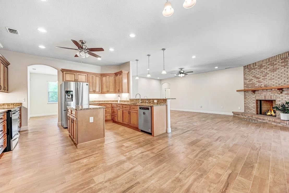 Photo of 2690 Weber Road