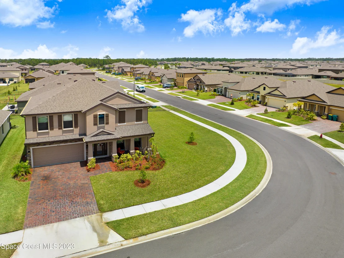 Photo of 4176 Broomsedge Circle