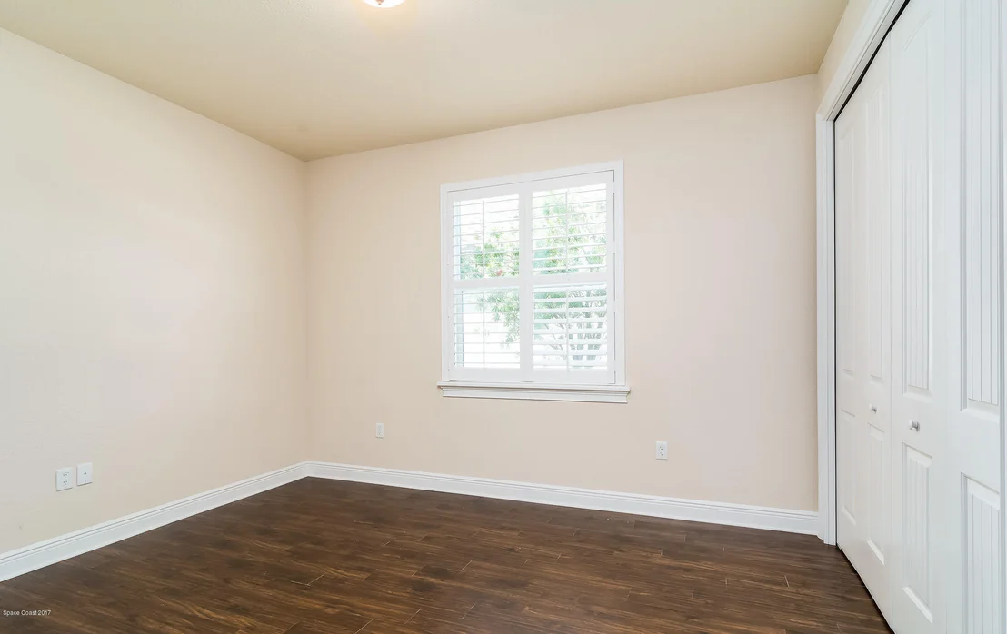 Photo of 1322 Tralee Bay Avenue