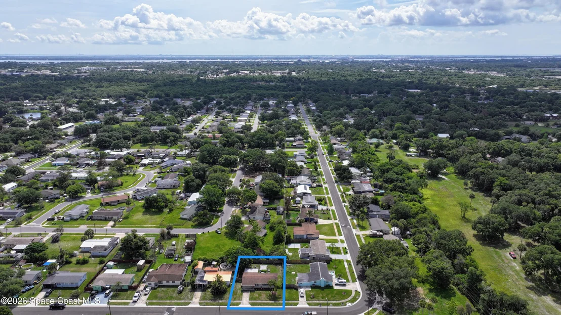 Photo of 2536 Stratford Drive