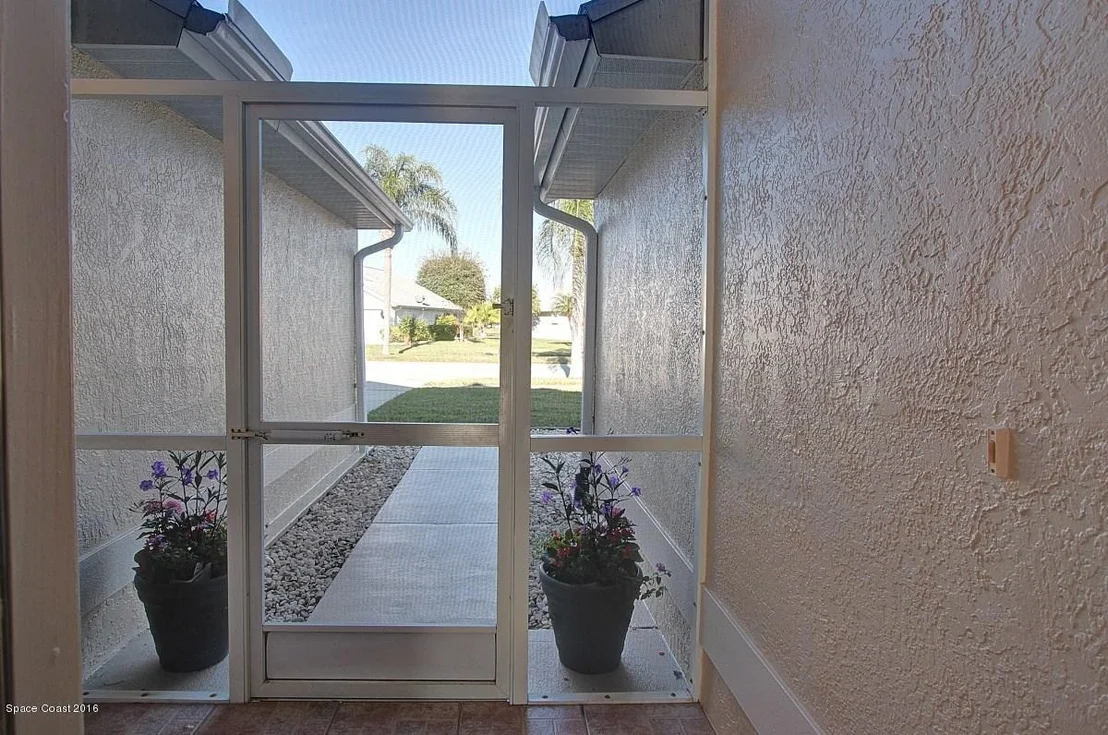 Photo of 2540 Addington Circle
