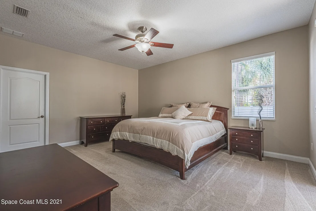 Photo of 401 Waterside Circle
