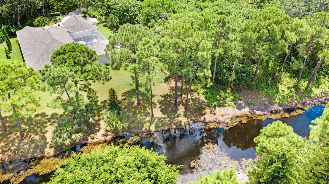 Photo of 602 Gina Lane