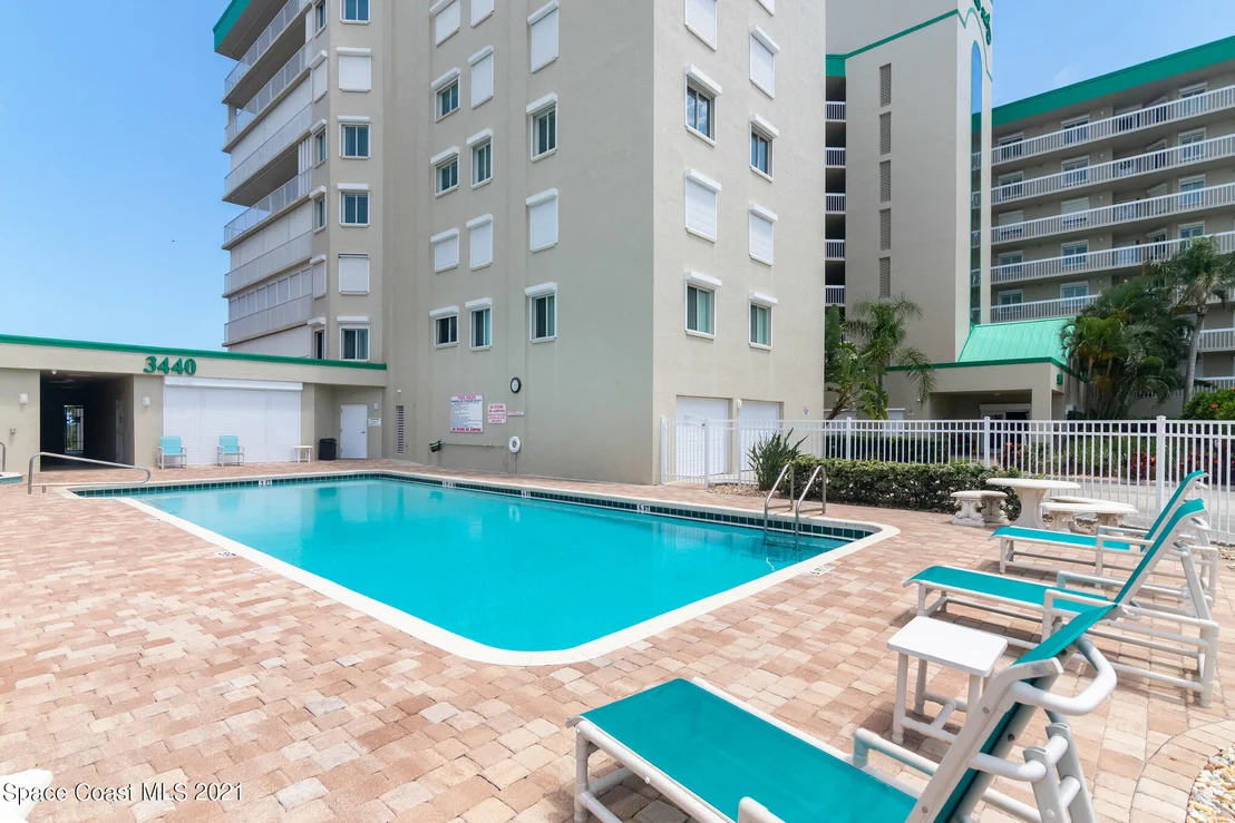 Photo of Unit 607 at 3400 Ocean Beach Boulevard