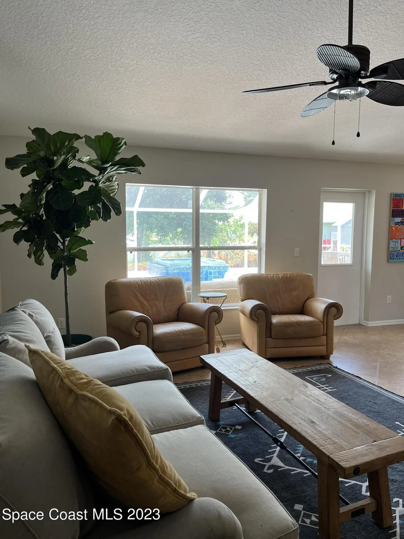 Photo of 997 Gulfstream Avenue