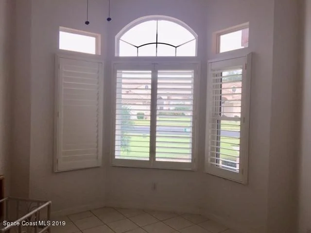 Photo of 378 Renaissance Avenue