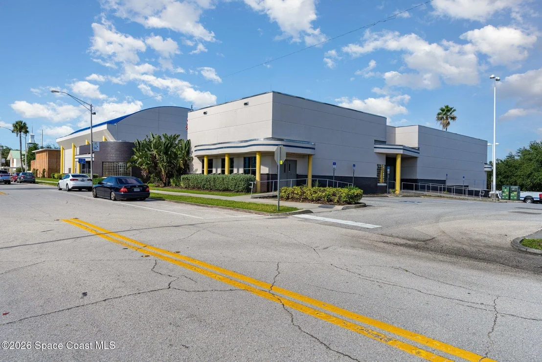 Photo of 640 Old Oak Street