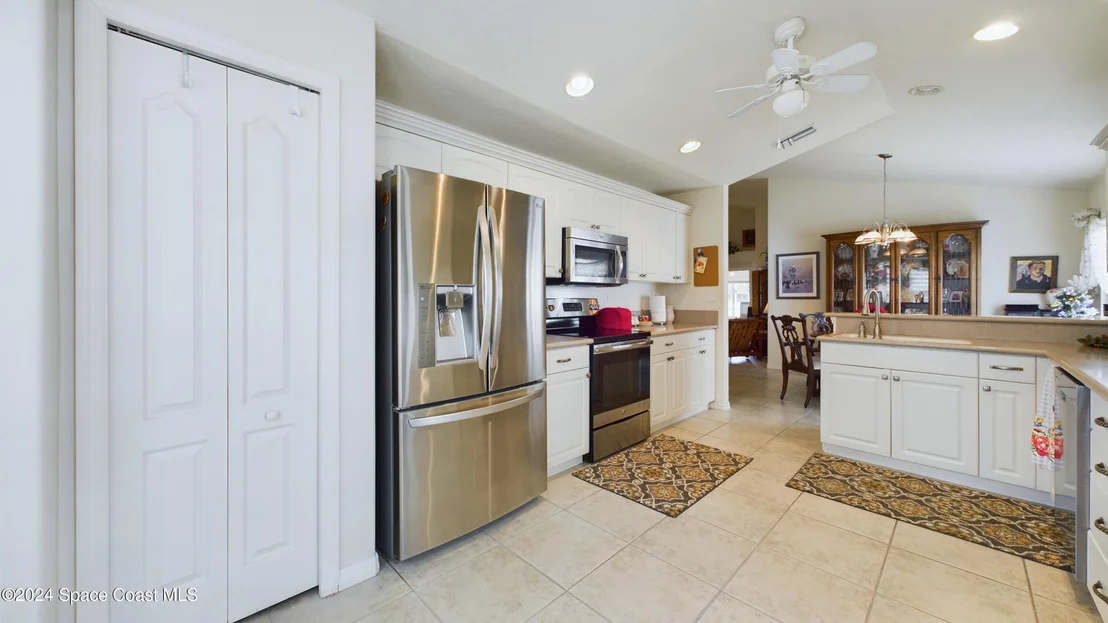 Photo of 2405 Addington Circle