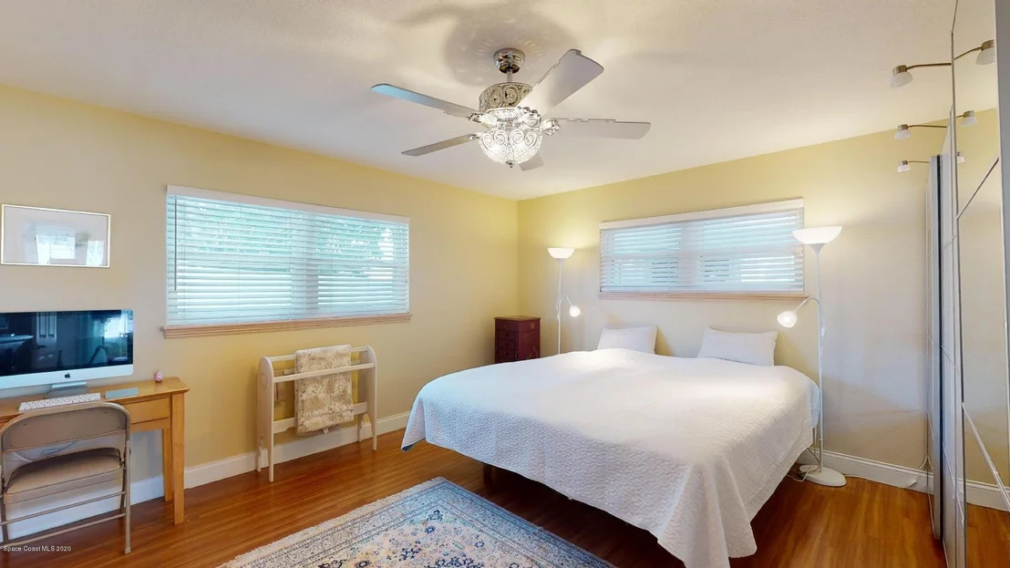 Photo of 448 Sparrow Drive