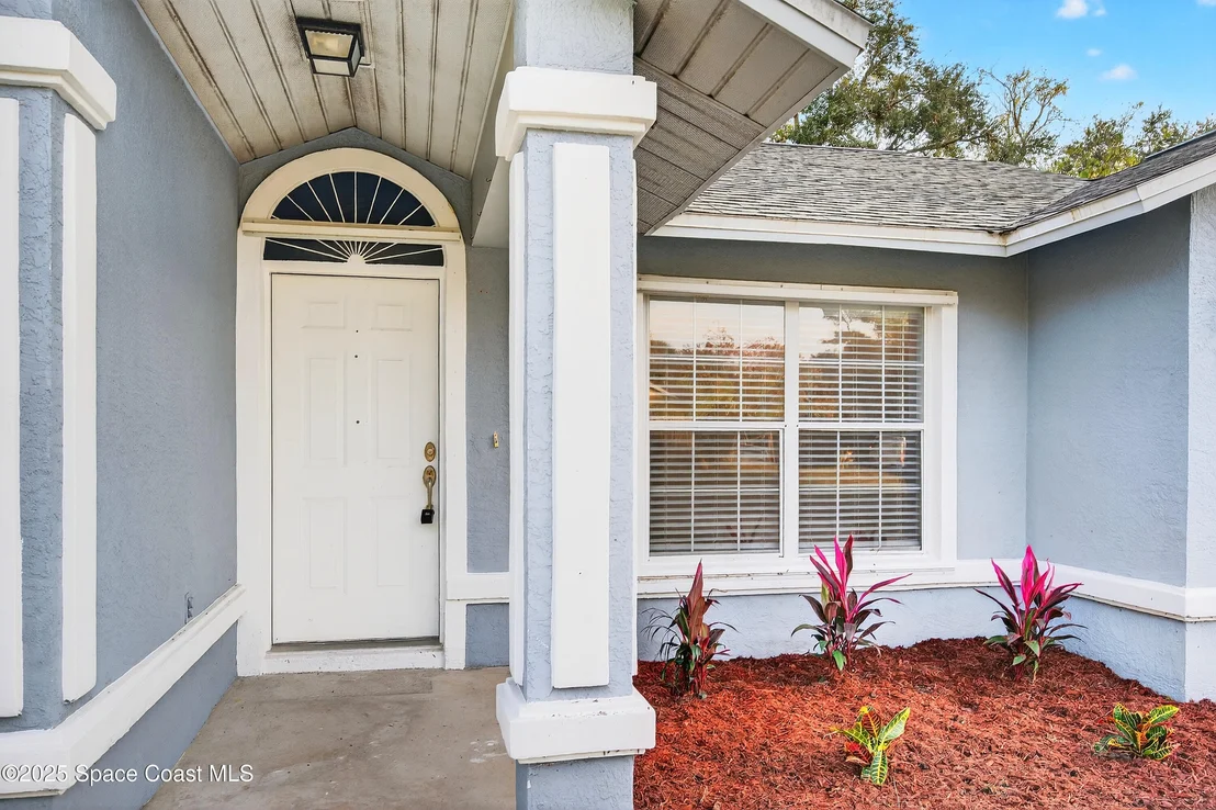 Photo of 4859 Horton Street