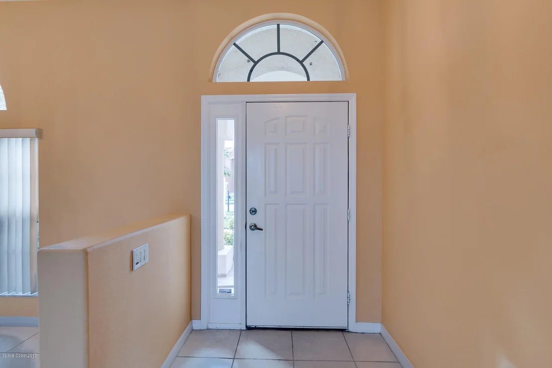 Photo of 3637 Peninsula Circle