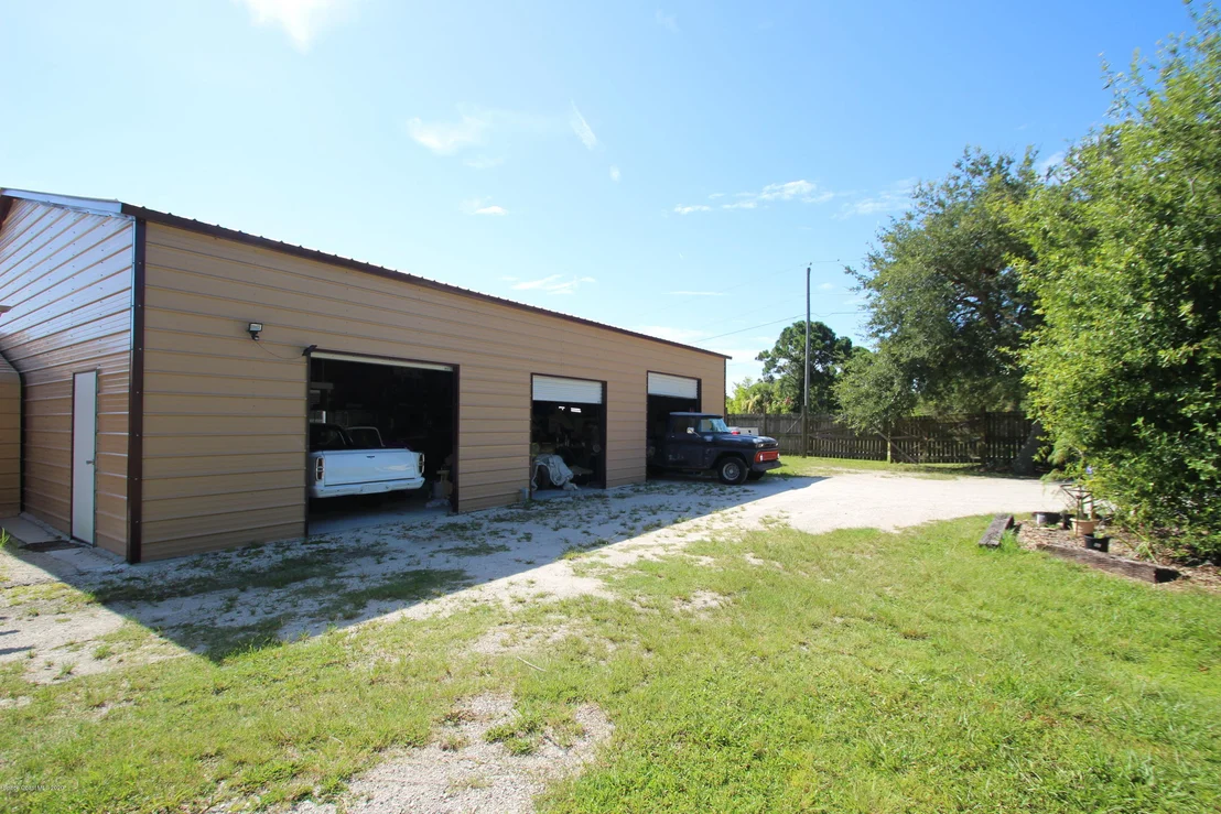 Photo of 1175 Marie Street