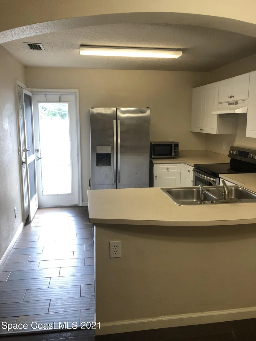 Photo of Unit 103 at 830 Luminary Circle