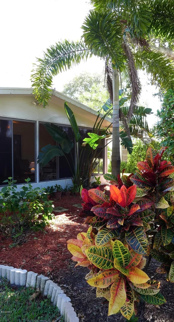 Photo of 836 NE Bracken Terrace